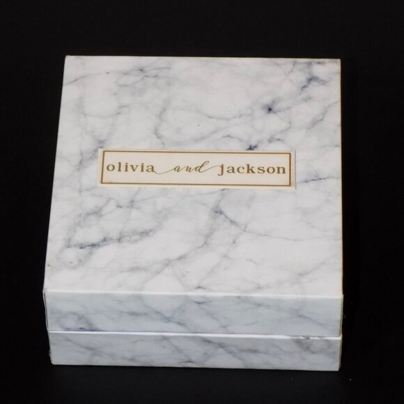 New Olivia and Jackson Fine Silver Plate Initial Letter S Gold Pendant Necklace - Picture 4 of 4